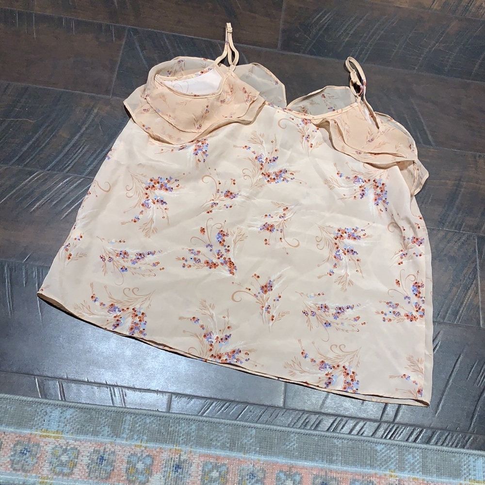 LC Ruffle Tank - Picture 2 of 2